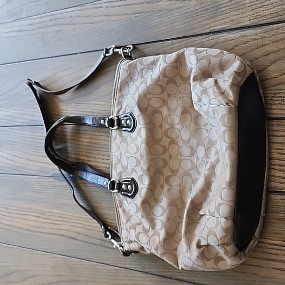 COACH Signature north south satchel - Picture 2 of 8